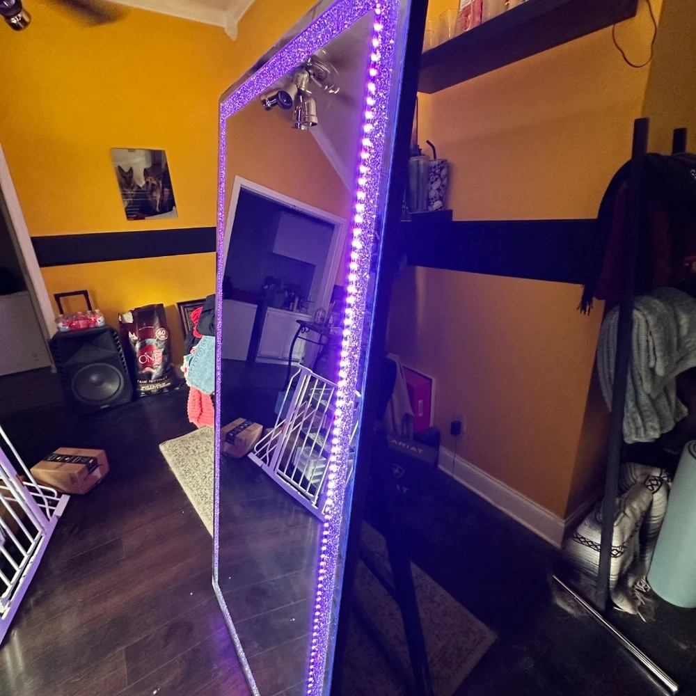 crystal light up mirror + remote